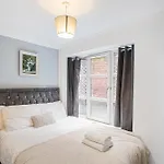 Bookbinders Centre Apartment *