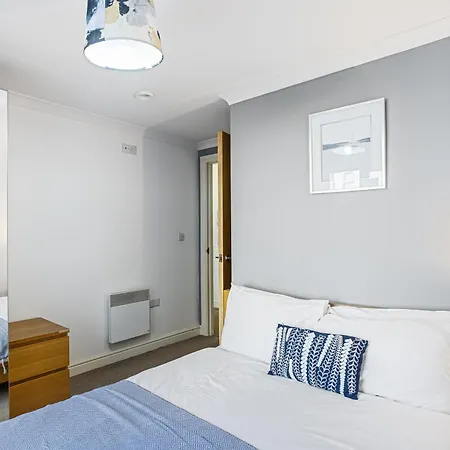 Bookbinders Centre לידס