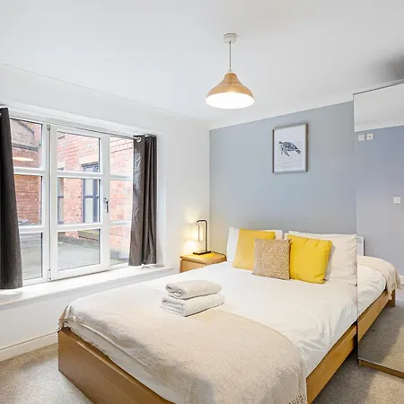 Bookbinders Leeds City Centre Apartment