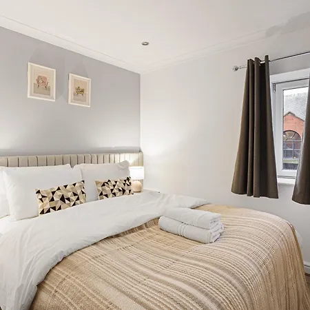 דירה Bookbinders Centre לידס