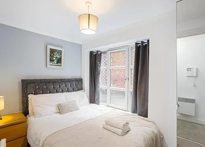 Bookbinders Centre Apartment *