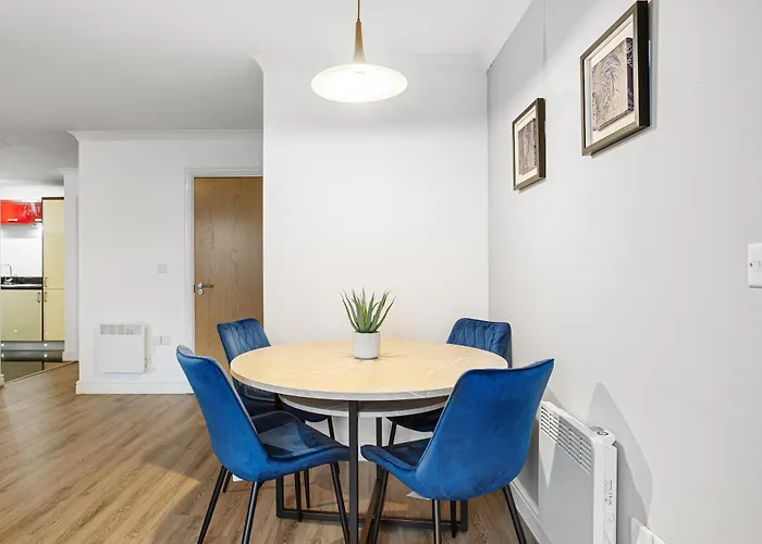 Bookbinders Centre Apartment *