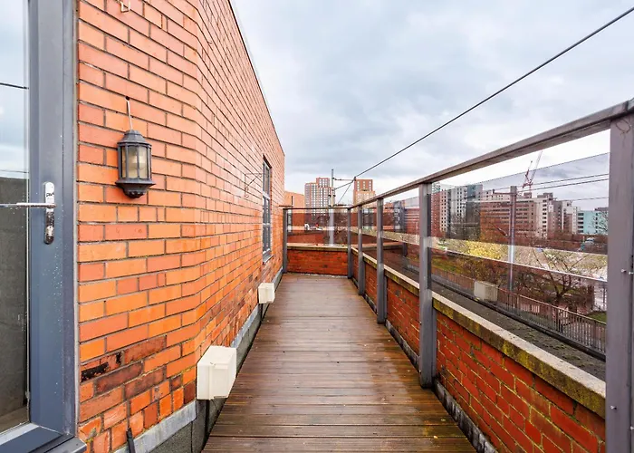 Bookbinders Centre *