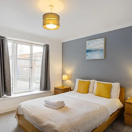 Bookbinders Centre * Leeds (West Yorkshire)